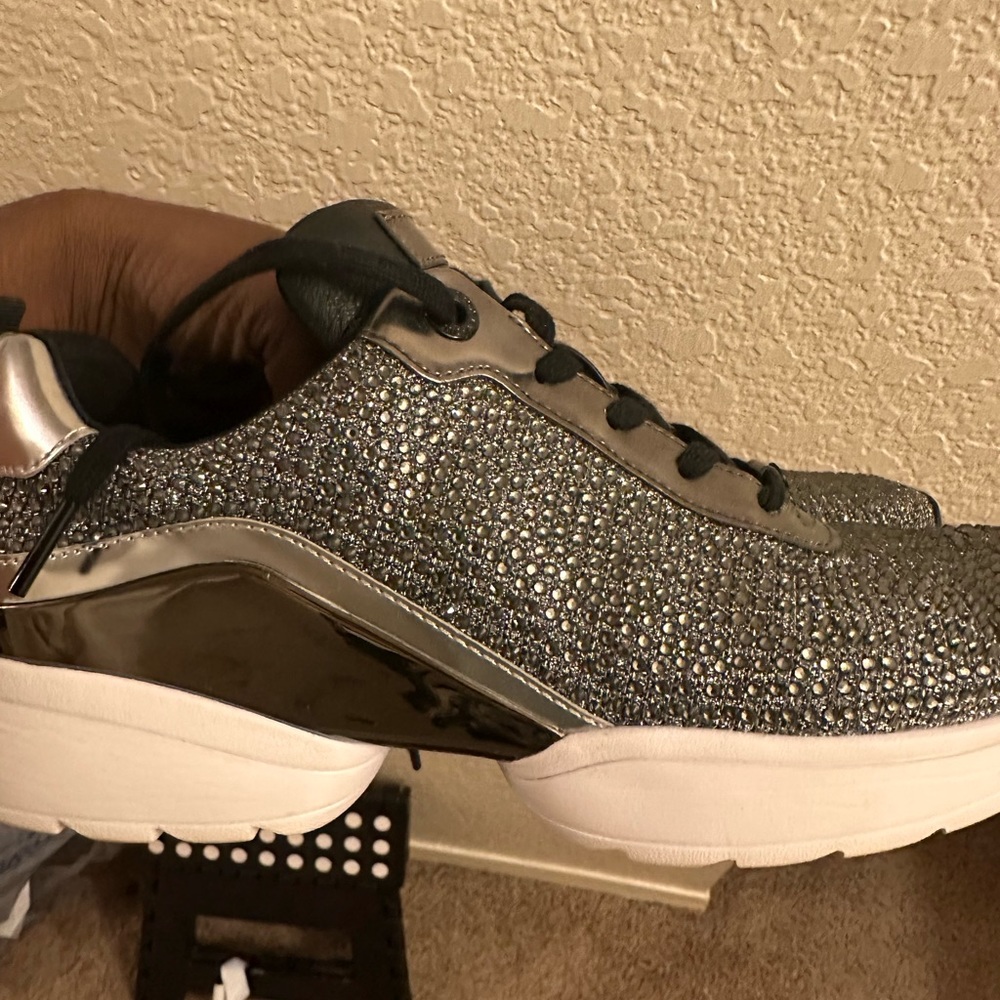 Wore Them Once. Still In Great Condition. - image 5